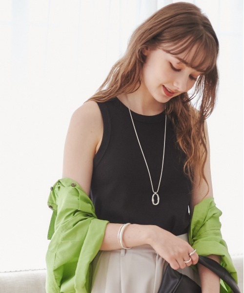 ANGIE（アンジー）の「アメスリタンクトップ（タンクトップ・レディース・ブラック/ターコイズブルー/ホワイト/スミクロ/オレンジ/ブラック系その他/ダークベージュ・SMALL/MEDIUM）」の4枚目の写真