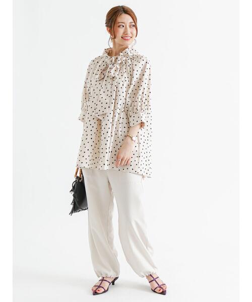 Te chichi（テチチ）の「麻調裾ドロストパラシュートカーゴパンツ（カーゴパンツ・レディース・モカ/オフホワイト/ネイビー・ﾌﾘ-）」の21枚目の写真