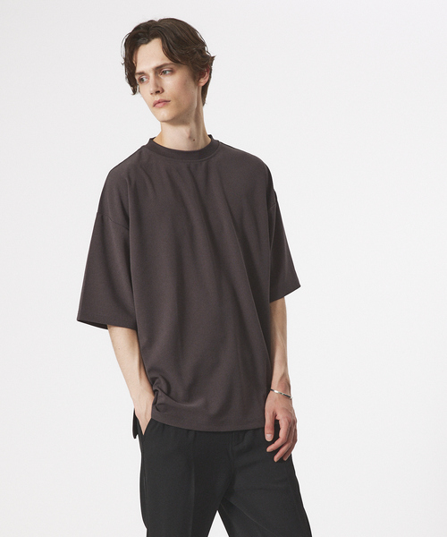 ABAHOUSE GRAY（アバハウスグレイ）の「【WHITE LINE】カットジョーゼット ドロップショルダー モックネック Tシャツ（Tシャツ/カットソー・メンズ・チャコールグレー/ブラック/グレー/オフホワイト/グレイッシュブルー・46/48）」の4枚目の写真