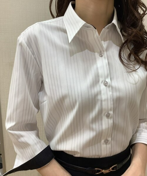 TOKYO SHIRTS(トウキョウシャツ)の「形態安定ノーアイロン レギュラー 七分袖ビジネスワイシャツ(ビジネスシャツ・レディース・ライトグレー・S/M/L/LL/XL)」の9枚目の写真
