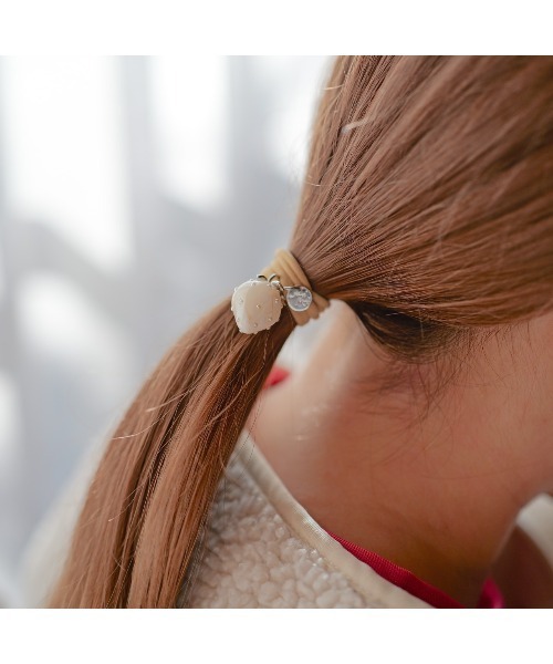 tone（トーン）の「【Agaro】No.347　大粒いちごのヘアゴム(MA)（ヘアゴム・レディース・ブルー/グリーン/レッド/ベージュ/ブラック/ライトブルー/パープル/レッド系その他/パープル系その他/グリーン系その他/ベージュ系その他/ブラック系1/ピンク/その他2/その他1/ブルー系その他3/ブラック系3/レッド系3/ピンク系3/ベージュ系3/グリーン系3/ベージュ系4/ブルー系4/パープル系4/グリーン系4/ブルー系その他4/ブラック系4/レッド系4/ピンク系4/ブルー系3/ブラック系5/ベージュ系5/ベージュ系6/ブラック系6/ブラウン系6/ホワイト系/グレー系その他/ブルー系その他2/ベージュ系その他7/グレー系3/グリーン系7/ブラック系7/その他3/ブラウン系8/ブラック系8/ベージュ系8/グレー系8/ダークブラウン系8・FREE）」の21枚目の写真