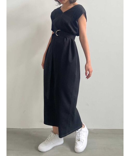 dazzlin（ダズリン）の「【ZOZO限定ITEM】ショルダータックジャンスカ（ジャンパースカート・レディース・インディゴブルー/ベージュ/ブラック・FREE）」の6枚目の写真