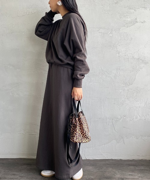 Healthknit（ヘルスニット）の「[HEALTHKNIT/ヘルスニット] 別注 ショート丈 クラシックラグランスリーブスウェット（スウェット・レディース・レッド/イエロー/アッシュグレー/ターコイズブルー/ブラック・F）」の7枚目の写真