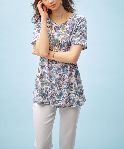 BELLUNA PLUS(ベルーナ)の「美人顔シルエットプリント綿混チュニック(チュニック・レディース・ブルー系その他/ブラック系その他/グレー系その他・X-LARGE/MEDIUM/LARGE)」の3枚目の写真
