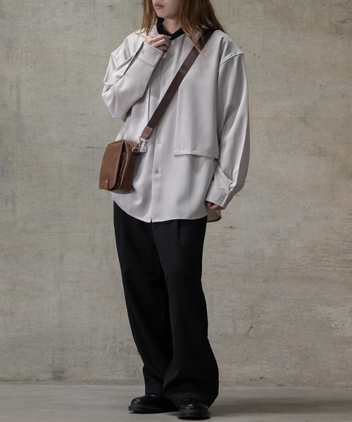 JOHN'S CLOSET（ジョンズクローゼット）の「【a】ナチュラルストレッチ クレリックバンドカラー レイヤード ルーズサイズ長袖シャツ（シャツ/ブラウス・メンズ・ブラック/ホワイト/グレイッシュベージュ・LARGE/MEDIUM/X-LARGE）」の21枚目の写真