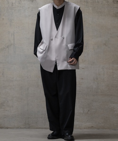 JOHN'S CLOSET（ジョンズクローゼット）の「【a】ナチュラルストレッチ クレリックバンドカラー レイヤード ルーズサイズ長袖シャツ（シャツ/ブラウス・メンズ・ブラック/ホワイト/グレイッシュベージュ・LARGE/MEDIUM/X-LARGE）」の7枚目の写真