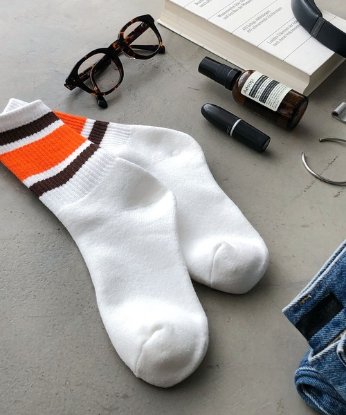 andme（アンドミー）の「裏パイルカラーラインリブソックス（ソックス/靴下・レディース・グレー/イエロー/オレンジ/チャコールグレー・23-25cm）」の4枚目の写真