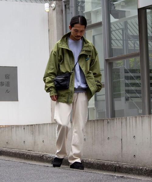 GLOSTER（グロスター）の「【GLOSTER/グロスター】パデッドタンカースバッグ 2nd クロシェット付き（ショルダーバッグ・メンズ・ブラック/オリーブ・FREE）」の20枚目の写真