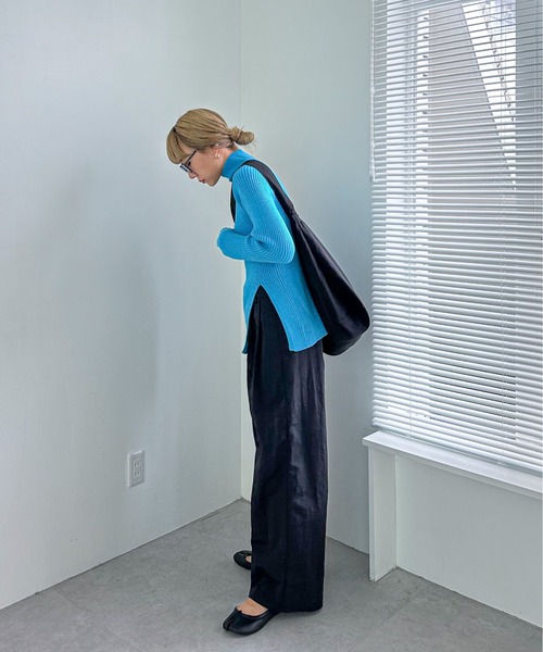 feepur（フェピュール）の「【ハンドウォッシャブル】ハイネックラメスリットリブニット（ニット/セーター・レディース・オフホワイト/杢グレー/ブルー/ブラック・MEDIUM）」の12枚目の写真