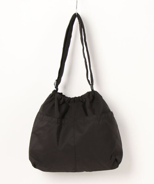 and it_（アンドイット）の「ドロストラージショルダー（ショルダーバッグ・レディース・グレー/ピンク/アイボリー/ブラック・FREE）」の9枚目の写真