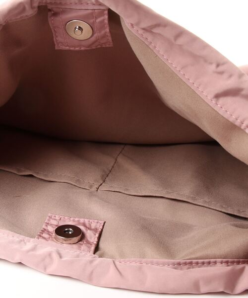 and it_（アンドイット）の「ドロストラージショルダー（ショルダーバッグ・レディース・グレー/ピンク/アイボリー/ブラック・FREE）」の13枚目の写真