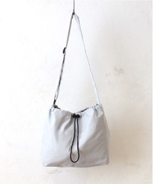 ドロストラージショルダー