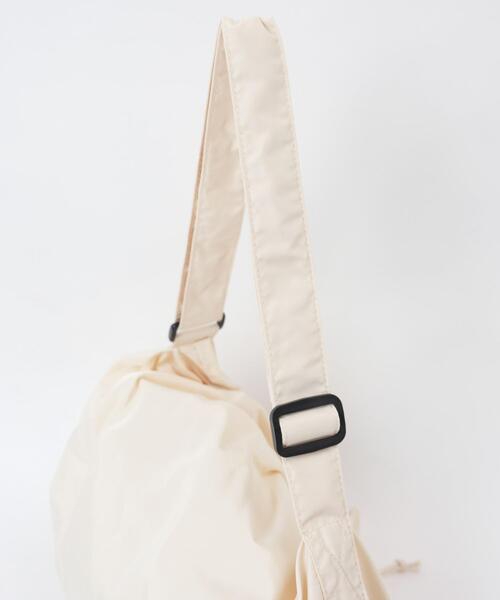 FRUIT OF THE LOOM(フルーツオブザルーム)の「∴WEGO/別注FTL ナイロンドロストショルダー(ショルダーバッグ・レディース・ベージュ/オフホワイト/ブラック・FREE)」の12枚目の写真