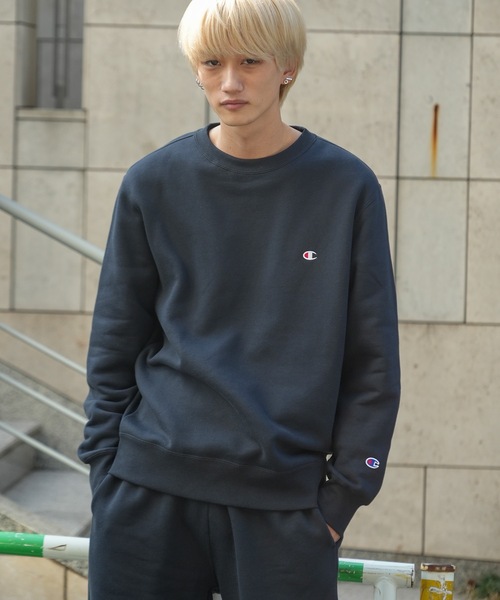 Champion(チャンピオン)の「【CHAMPION/チャンピオン】USAコットン 裏起毛 スウェット トレーナー リサイクルポリエステル サスティナブル ワンポイントロゴ刺繍(スウェット・メンズ・ネイビー/オフホワイト/杢グレー/ダークグリーン/ブラック・LARGE/MEDIUM/X-LARGE/XX-LARGE)」の5枚目の写真