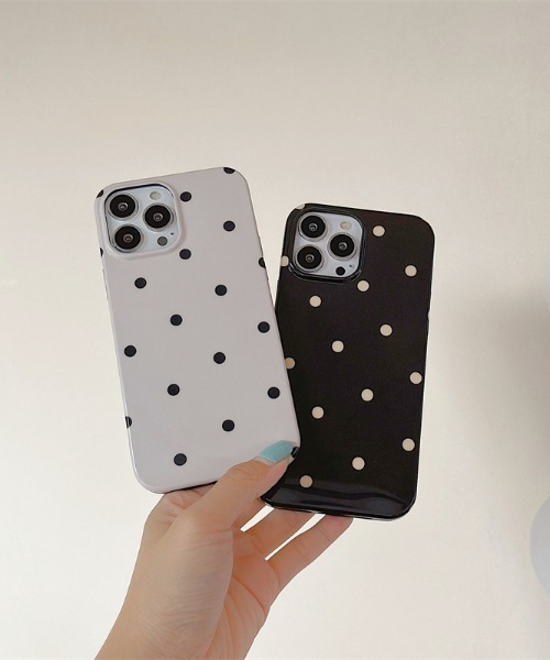 lit.Cy（リットシー）の「シンプルドットスマホケース　iPhoneケース（スマホケース/カバー・レディース・オフホワイト/ブラック・A/C/D/B/E/F/G/H/I/J/K）」の6枚目の写真