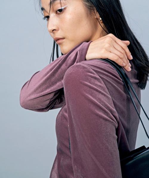 LIENCOEUR（リアンクール）の「UネックベロアロンT（Tシャツ/カットソー・レディース・ブラウン/ピンク/ブラック・FREE）」の14枚目の写真