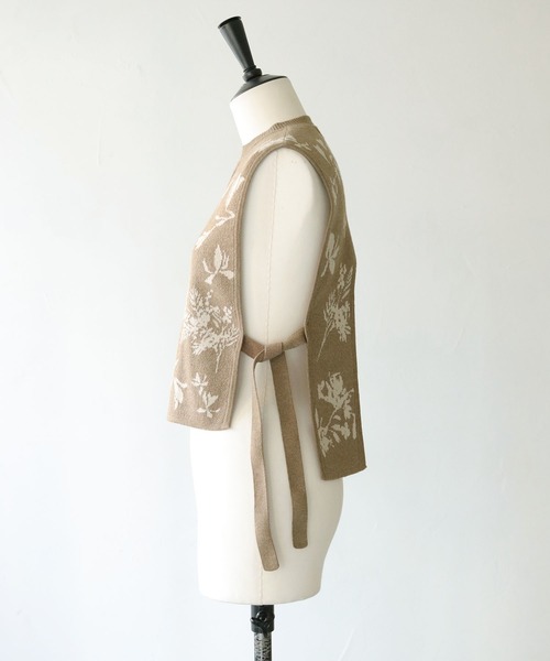 CLEIO（クレイオ）の「【CLEIO】ジャガードニットアシメベスト（ベスト・レディース・ベージュ/アイボリー・FREE）」の8枚目の写真