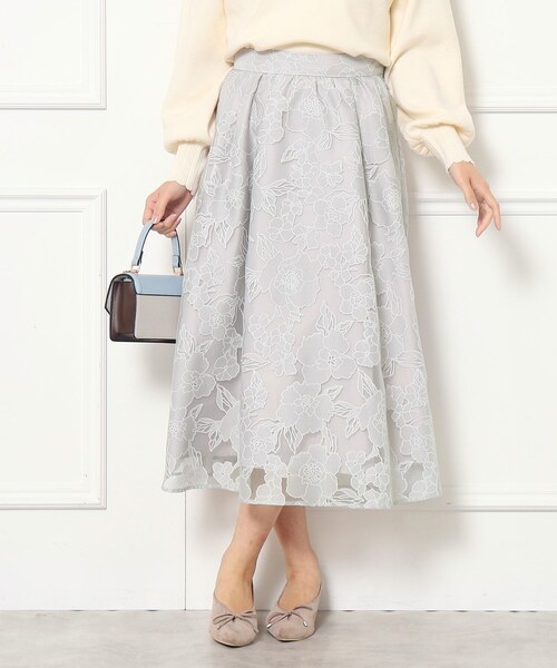 couture brooch（クチュールブローチ）の「◆【2024春新作】オパールフラワースカート（スカート・レディース・ベージュ系その他6/ライトグレー系3/ピンク系その他・40/38/42/36）」の12枚目の写真