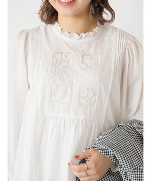 Samansa Mos2（サマンサ モスモス）の「ボイル鳥刺繍ブラウス（シャツ/ブラウス・レディース・オフホワイト/ブラック/キナリ・F）」の5枚目の写真