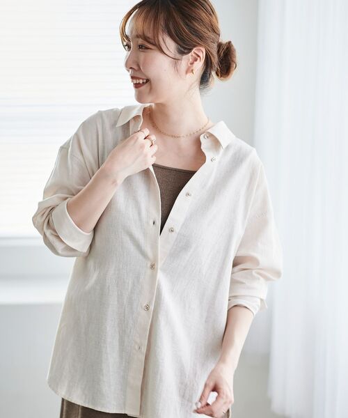 le.coeur blanc(ルクールブラン)の「コットン麻オーバーシャツ(シャツ/ブラウス・レディース・ブルー系その他3/モカ/ネイビー/ライトベージュ/ピンク系その他2・38)」の2枚目の写真