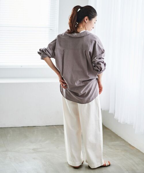 le.coeur blanc(ルクールブラン)の「コットン麻オーバーシャツ(シャツ/ブラウス・レディース・ブルー系その他3/モカ/ネイビー/ライトベージュ/ピンク系その他2・38)」の10枚目の写真