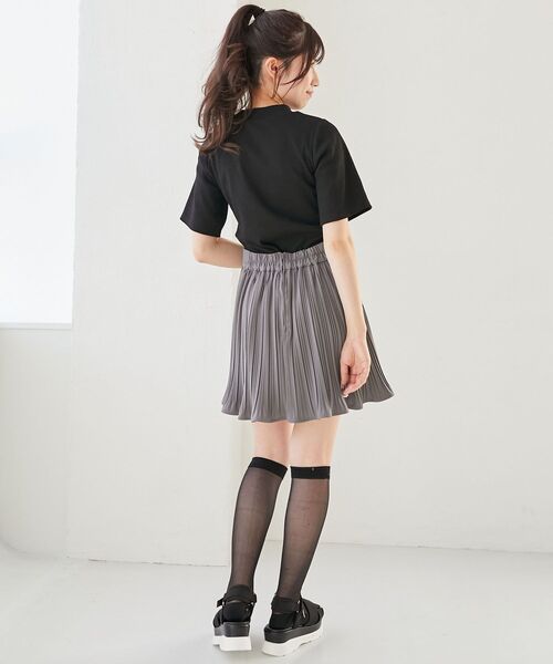 MAJESTIC LEGON（マジェスティックレゴン）の「プリーツフレアミニスカパン（スカート・レディース・ブラック/グレー/オフホワイト・MEDIUM）」の8枚目の写真