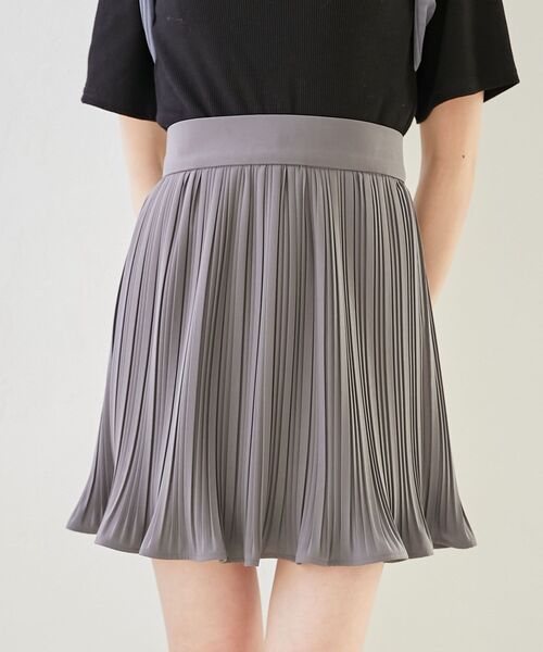 MAJESTIC LEGON（マジェスティックレゴン）の「プリーツフレアミニスカパン（スカート・レディース・ブラック/グレー/オフホワイト・MEDIUM）」の9枚目の写真