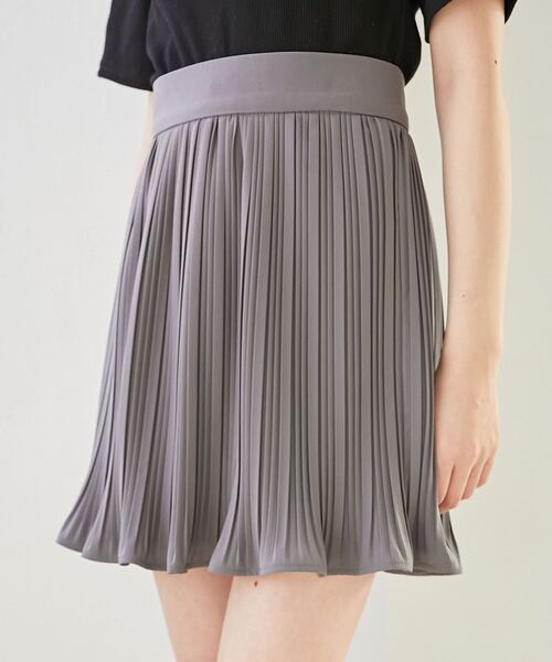 MAJESTIC LEGON（マジェスティックレゴン）の「プリーツフレアミニスカパン（スカート・レディース・ブラック/グレー/オフホワイト・MEDIUM）」の10枚目の写真