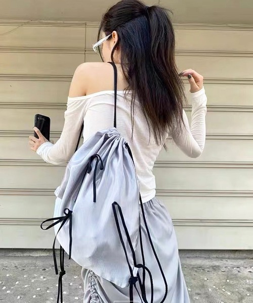 MEMECLE（メメクル）の「【 MEMECLE / メメクル 】リボンナップサック（バックパック/リュック・レディース・パープル/ホワイト/ブラック/シルバー・FREE）」の18枚目の写真