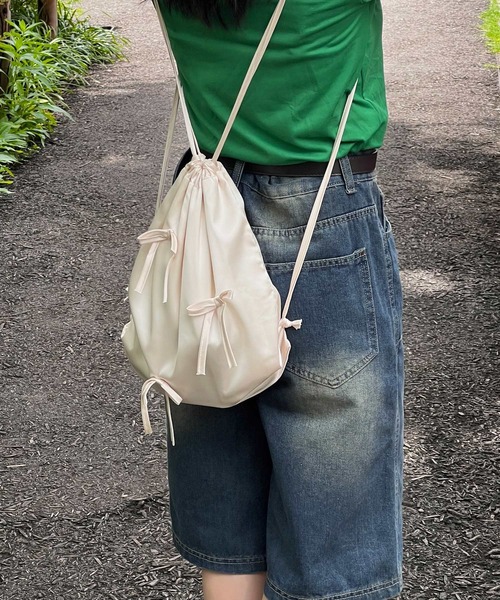 MEMECLE（メメクル）の「【 MEMECLE / メメクル 】リボンナップサック（バックパック/リュック・レディース・パープル/ホワイト/ブラック/シルバー・FREE）」の15枚目の写真