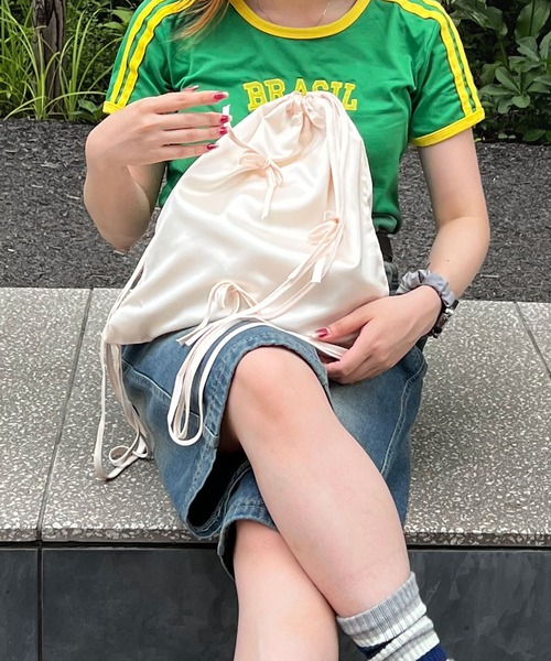 MEMECLE（メメクル）の「【 MEMECLE / メメクル 】リボンナップサック（バックパック/リュック・レディース・パープル/ホワイト/ブラック/シルバー・FREE）」の17枚目の写真