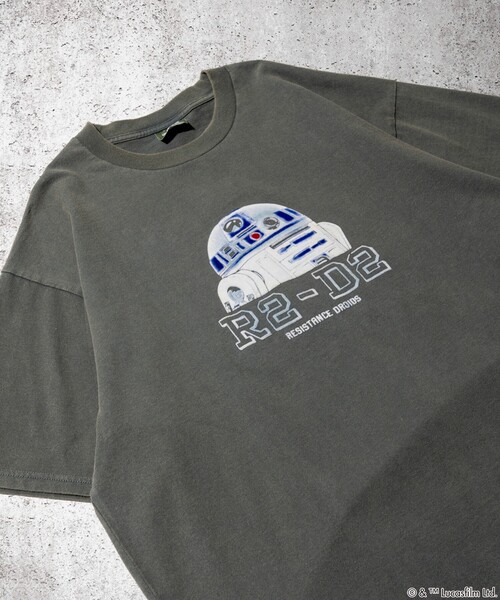 FREAK'S STORE(フリークスストア)の「FREAK’S STORE/フリークスストア STARWARS/スターウォーズ R2-D2 フロッキープリント ショートスリーブTシャツ/半袖/リラックスフィット(Tシャツ/カットソー・メンズ・ブラック/ネイビー/グリーン・MEDIUM/LARGE)」の12枚目の写真