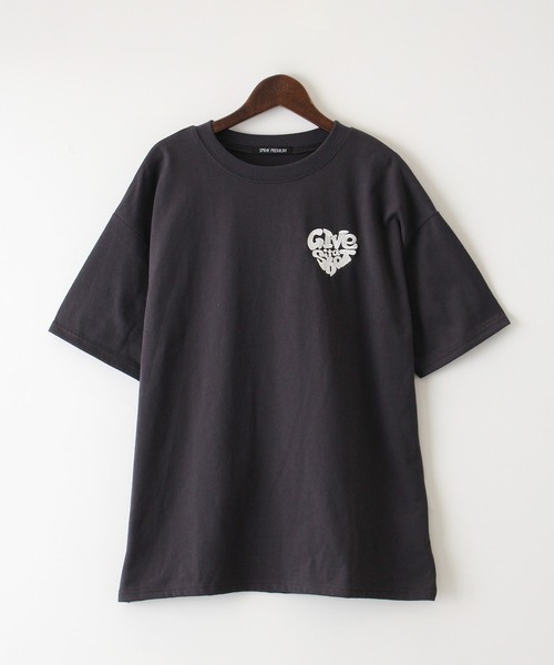 SpRay(スプレイ)の「ハートサガラロゴTシャツ(Tシャツ/カットソー・レディース・アイボリー/チャコールグレー/オフホワイト/ネイビー/オートミール・FREE)」の12枚目の写真