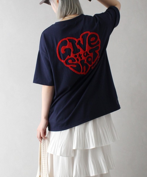 SpRay(スプレイ)の「ハートサガラロゴTシャツ(Tシャツ/カットソー・レディース・アイボリー/チャコールグレー/オフホワイト/ネイビー/オートミール・FREE)」の19枚目の写真