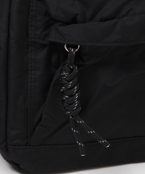 Casselini（キャセリーニ）の「【Casselini(キャセリーニ)】コントロールフリーク撥水ナップザック（バックパック/リュック・レディース・ブラック/オリーブ・0）」の7枚目の写真
