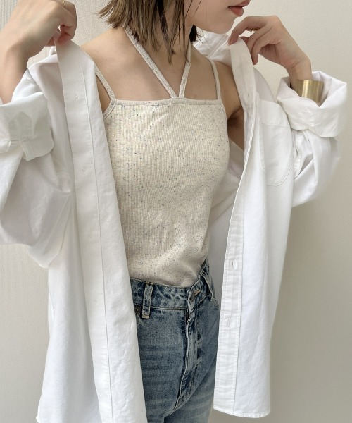 QFORON（キュフォロン）の「カップ付きホルターネックキャミソール（キャミソール・レディース・アイボリー/ブラック・M）」の12枚目の写真