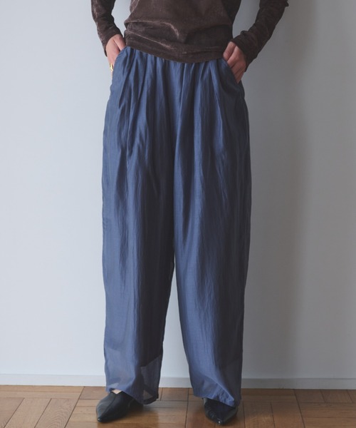 AIC.(エーアイシー)の「シアースリータックカーブシルエットパンツ(その他パンツ・レディース・ブラック/グレイッシュブルー/オフホワイト・FREE)」の1枚目の写真