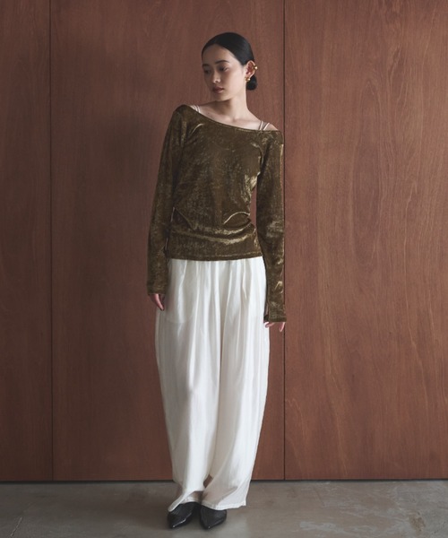 AIC.(エーアイシー)の「シアースリータックカーブシルエットパンツ(その他パンツ・レディース・ブラック/グレイッシュブルー/オフホワイト・FREE)」の9枚目の写真