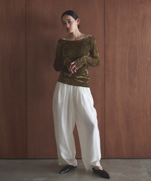 AIC.(エーアイシー)の「シアースリータックカーブシルエットパンツ(その他パンツ・レディース・ブラック/グレイッシュブルー/オフホワイト・FREE)」の8枚目の写真