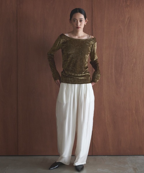 AIC.(エーアイシー)の「シアースリータックカーブシルエットパンツ(その他パンツ・レディース・ブラック/グレイッシュブルー/オフホワイト・FREE)」の11枚目の写真