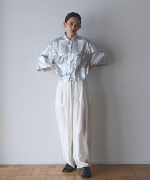 AIC.(エーアイシー)の「シアースリータックカーブシルエットパンツ(その他パンツ・レディース・ブラック/グレイッシュブルー/オフホワイト・FREE)」の18枚目の写真