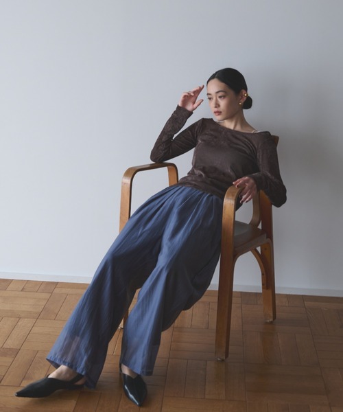 AIC.（エーアイシー）の「シアースリータックカーブシルエットパンツ（その他パンツ・レディース・ブラック/グレイッシュブルー/オフホワイト・FREE）」の17枚目の写真