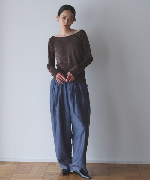 AIC.（エーアイシー）の「シアースリータックカーブシルエットパンツ（その他パンツ・レディース・ブラック/グレイッシュブルー/オフホワイト・FREE）」の13枚目の写真
