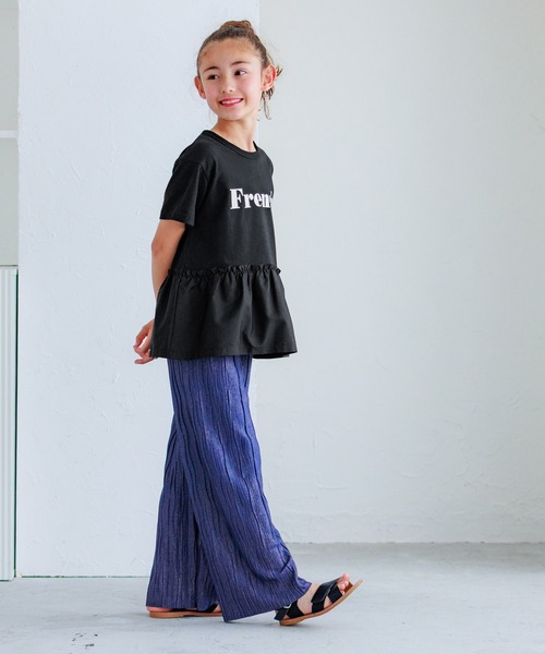 coca(coca)(コカ)の「キッズ ドッキングフリルロゴTシャツ(Tシャツ/カットソー・キッズ・ホワイト/ブラック・120/130/140/150)」の9枚目の写真