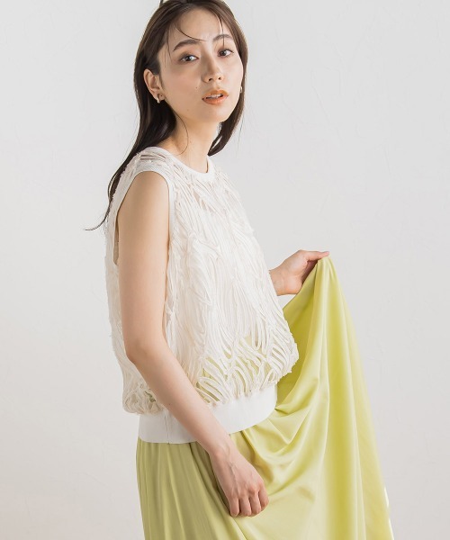 Droite lautreamont(ドロワットロートレアモン)の「刺繍レーストップス(Tシャツ/カットソー・レディース・オフホワイト/ブラック・M)」の5枚目の写真