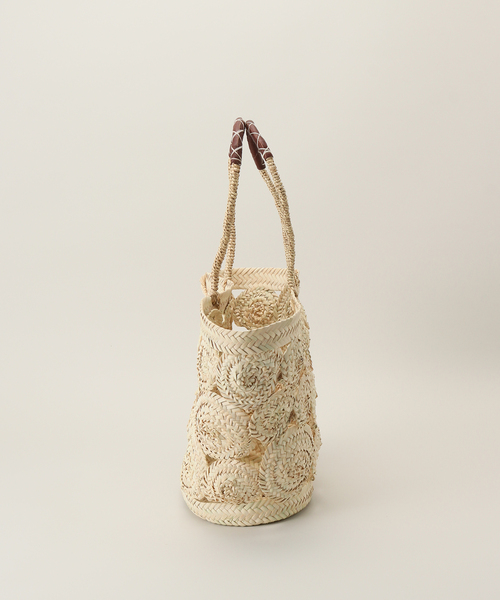 La TOTALITE(ラトータリテ)の「【AFRICAN SQUARE/アフリカンスクエア】デコレーションカゴBAG(かごバッグ・レディース・ベージュ・FREE)」の6枚目の写真