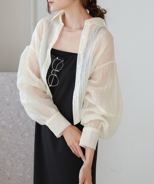 Bab（バブ）の「タックスリーブコンパクトシアーシャツブラウス（シャツ/ブラウス・レディース・サックスブルー/ホワイト系その他/ベージュ・M）」の7枚目の写真
