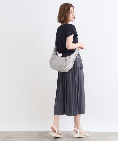 grove（グローブ）の「◆ギャザーフリルリボンムーンショルダー（ショルダーバッグ・レディース・ライトベージュ/ブラック/チャコールグレー/ライトグレー/シルバー系その他5・00）」の17枚目の写真