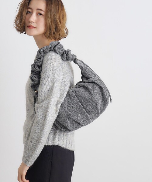 grove（グローブ）の「◆ギャザーフリルリボンムーンショルダー（ショルダーバッグ・レディース・ライトベージュ/ブラック/チャコールグレー/ライトグレー/シルバー系その他5・00）」の18枚目の写真