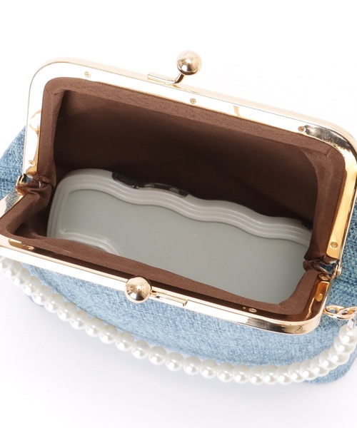 Lace Ladies(レースレディース)の「パール ストラップ付き 3WAY コンパクト がま口 バッグ(クラッチバッグ・レディース・ブルー/アイボリー/ブラック・FREE)」の13枚目の写真